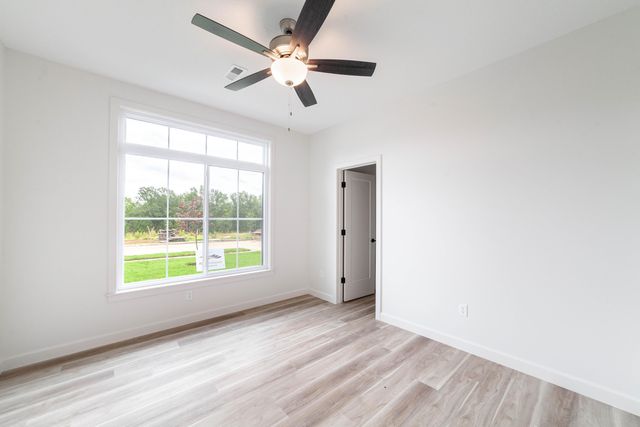 5029 MODESTO DR, Columbia, MO 65203