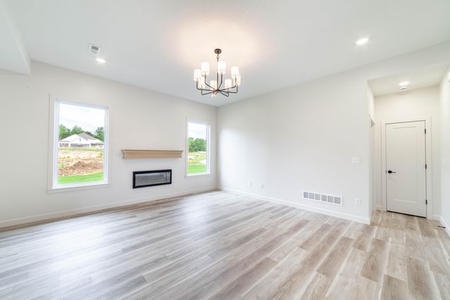 5029 MODESTO DR, Columbia, MO 65203