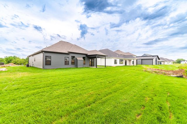 5029 MODESTO DR, Columbia, MO 65203