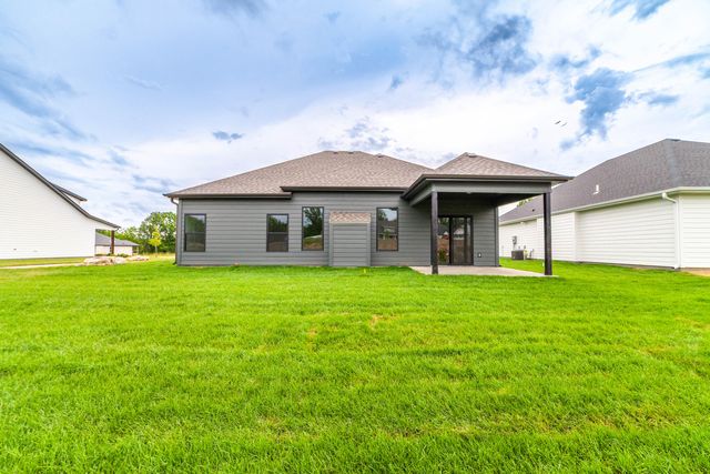 5029 MODESTO DR, Columbia, MO 65203