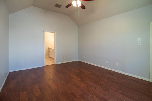 2111 Grovewood Park, Conroe, TX 77385