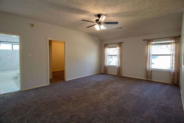 2111 Grovewood Park, Conroe, TX 77385