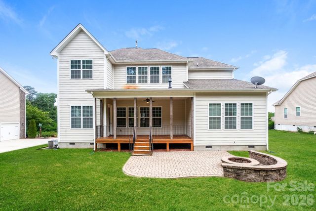 205 N Centurion Lane, Mount Holly, NC 28120