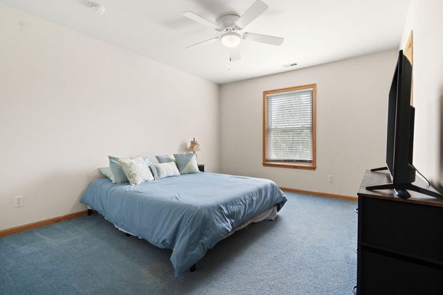 8262 Heron Lake Road, St. John, IN 46373