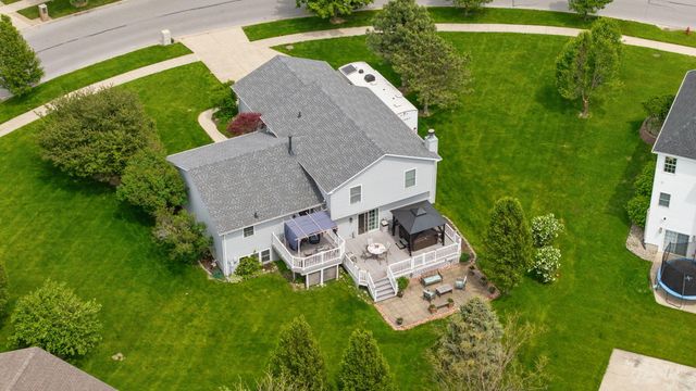 8262 Heron Lake Road, St. John, IN 46373