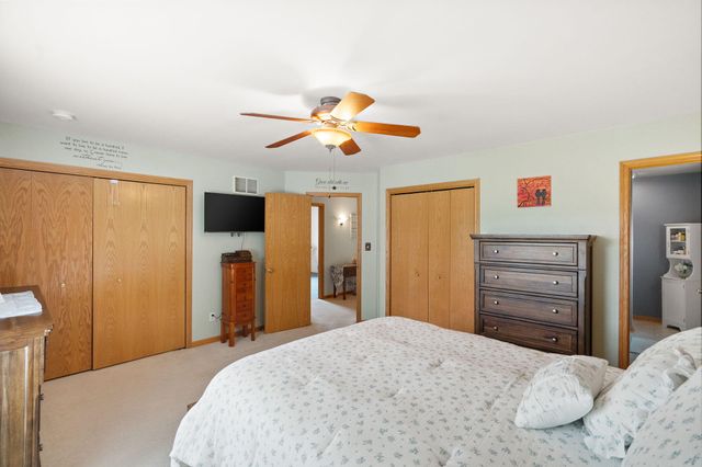 8262 Heron Lake Road, St. John, IN 46373