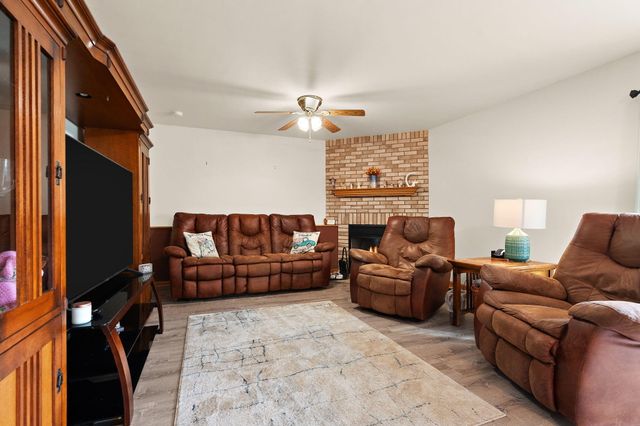 8262 Heron Lake Road, St. John, IN 46373