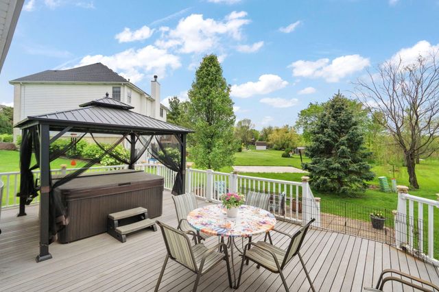 8262 Heron Lake Road, St. John, IN 46373