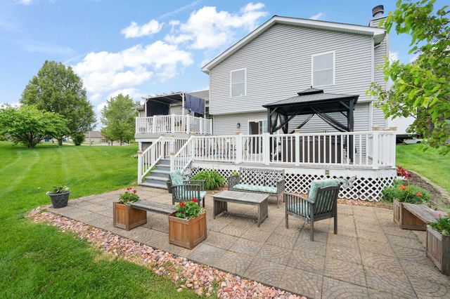 8262 Heron Lake Road, St. John, IN 46373