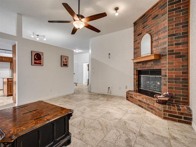 1717 Rocky Mountain Way, Edmond, OK 73003