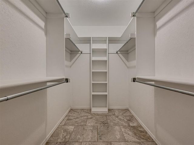 1717 Rocky Mountain Way, Edmond, OK 73003