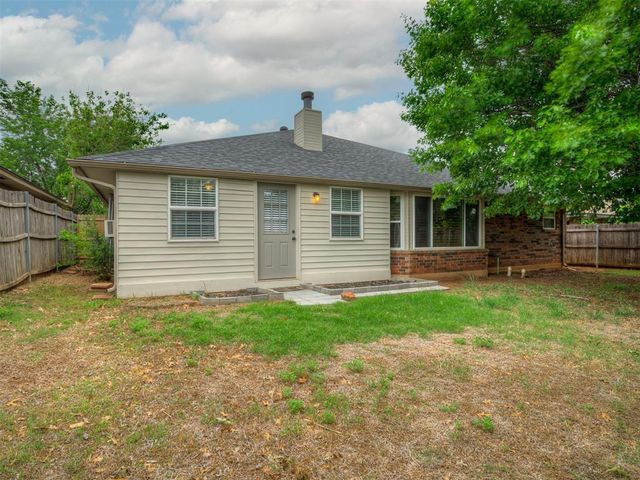 1717 Rocky Mountain Way, Edmond, OK 73003