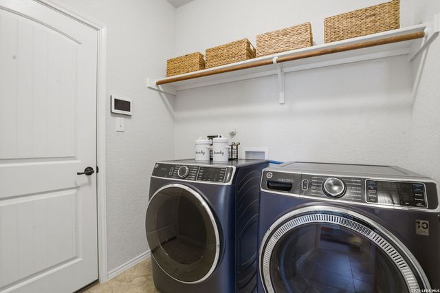 6321 Iris Run, New Braunfels, TX 78132