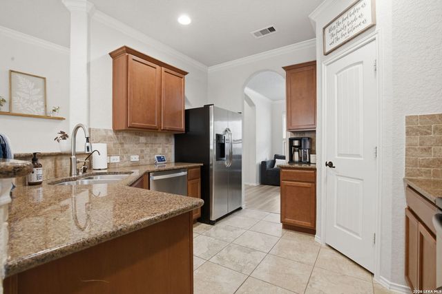 6321 Iris Run, New Braunfels, TX 78132