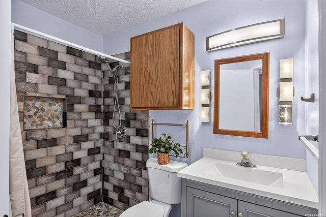 7215 Brandyridge, San Antonio, TX 78250