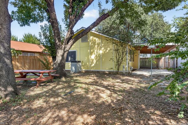 7215 Brandyridge, San Antonio, TX 78250