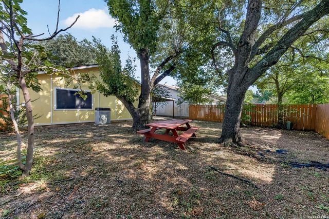 7215 Brandyridge, San Antonio, TX 78250
