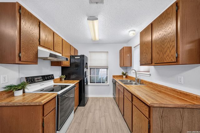 7215 Brandyridge, San Antonio, TX 78250