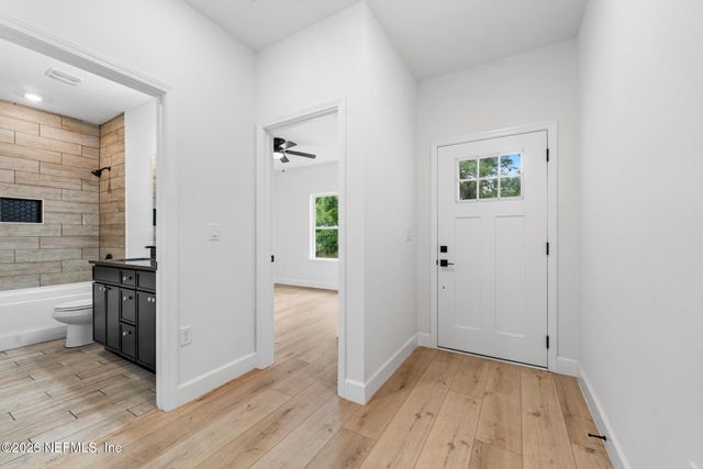 8736 SUSIE Street, Jacksonville, FL 32210
