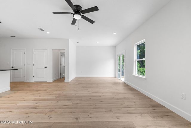 8736 SUSIE Street, Jacksonville, FL 32210