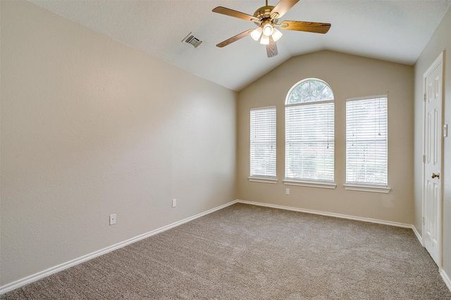 401 Inland Circle, Azle, TX 76020