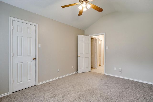 401 Inland Circle, Azle, TX 76020
