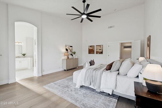 2011 E CLIPPER Lane, Gilbert, AZ 85234