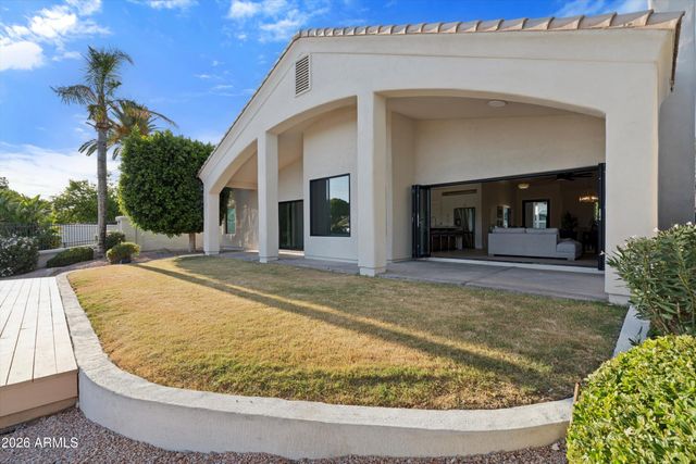 2011 E CLIPPER Lane, Gilbert, AZ 85234