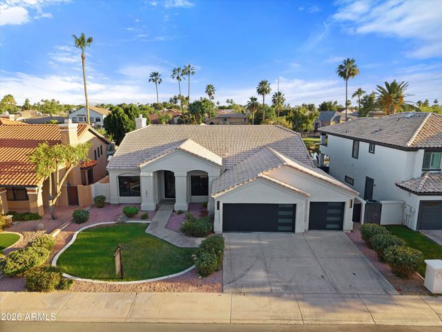 2011 E CLIPPER Lane, Gilbert, AZ 85234