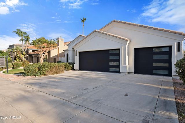 2011 E CLIPPER Lane, Gilbert, AZ 85234