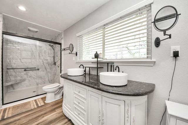 12710 Ravensway Drive, Cypress, TX 77429