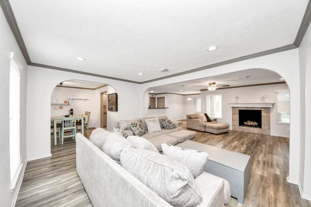 12710 Ravensway Drive, Cypress, TX 77429