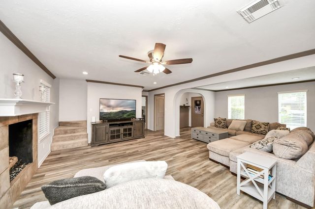 12710 Ravensway Drive, Cypress, TX 77429