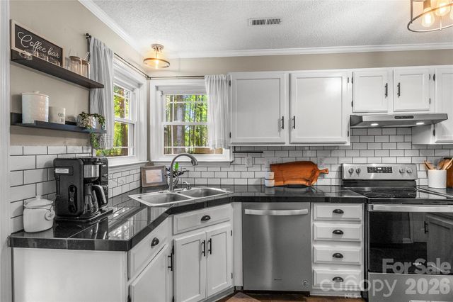 14018 Naworth Lane, Huntersville, NC 28078