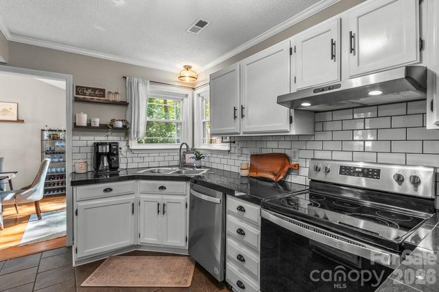 14018 Naworth Lane, Huntersville, NC 28078