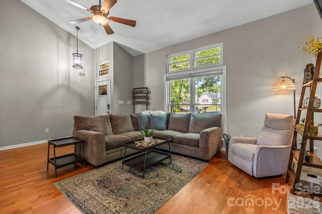 14018 Naworth Lane, Huntersville, NC 28078