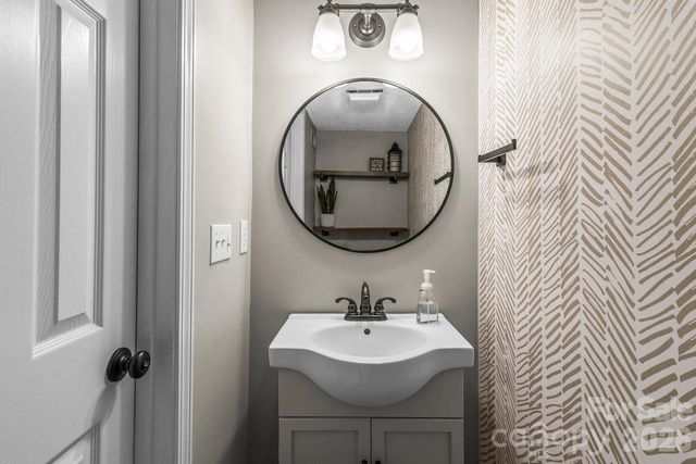 14018 Naworth Lane, Huntersville, NC 28078