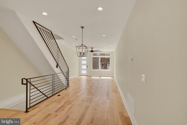 2621 REED ST, Philadelphia, PA 19146