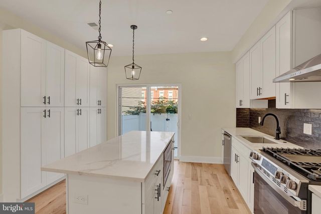 2621 REED ST, Philadelphia, PA 19146