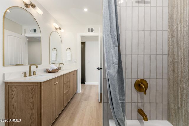 15427 N 2ND Avenue, Phoenix, AZ 85023