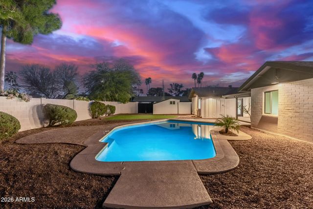 15427 N 2ND Avenue, Phoenix, AZ 85023