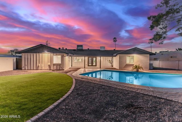 15427 N 2ND Avenue, Phoenix, AZ 85023