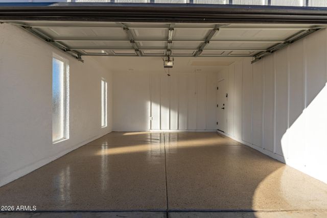 15427 N 2ND Avenue, Phoenix, AZ 85023