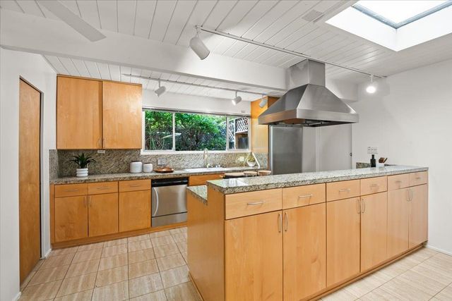 950 Susquehanna Court, Sunnyvale, CA 94087