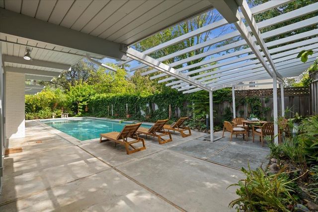 950 Susquehanna Court, Sunnyvale, CA 94087