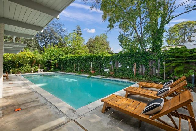 950 Susquehanna Court, Sunnyvale, CA 94087