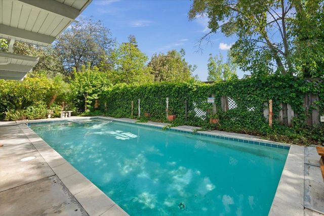 950 Susquehanna Court, Sunnyvale, CA 94087