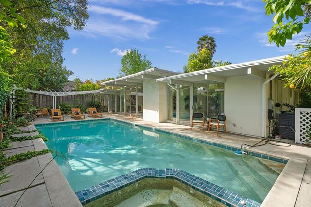 950 Susquehanna Court, Sunnyvale, CA 94087