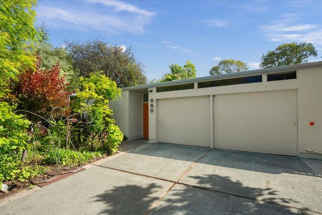 950 Susquehanna Court, Sunnyvale, CA 94087