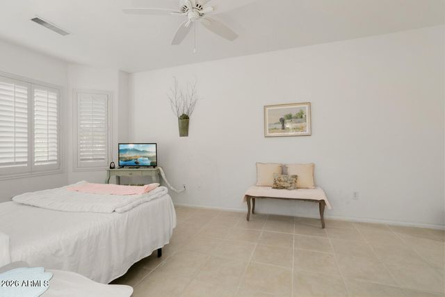 15466 W Moonlight Way, Surprise, AZ 85374